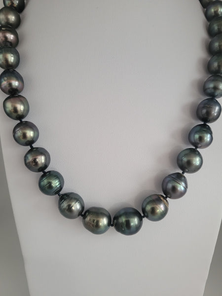 Tahiti Pearls 12-14 mm Dark Color and High Luster |  The South Sea Pearl |  The South Sea Pearl