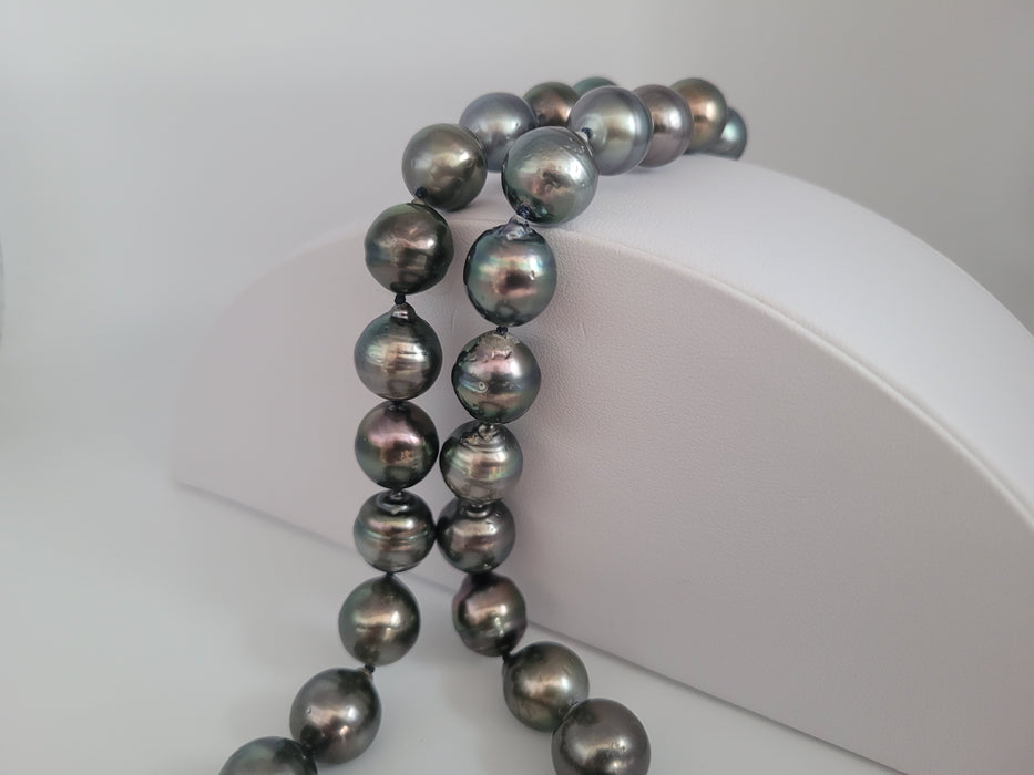 Tahiti Pearls 12-14 mm Dark Color and High Luster |  The South Sea Pearl |  The South Sea Pearl