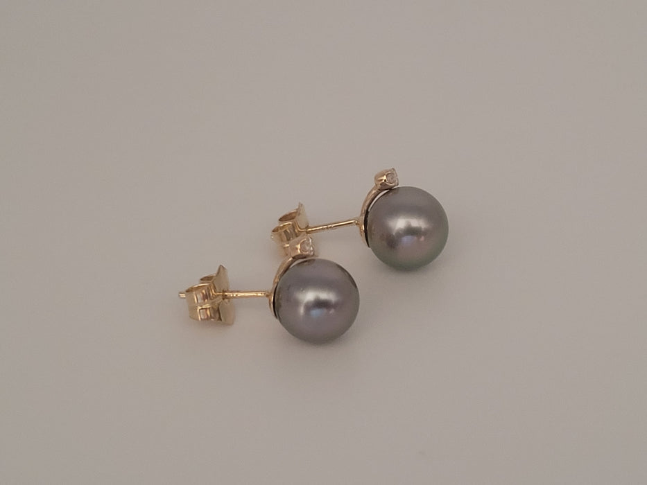 Stud Earrings Tahiti Pearls 9 mm AAA, Diamonds, 18K Solid Gold