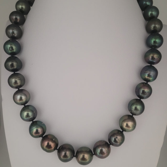 Tahiti Pearls 12-13 mm Very High Luster Dark Green Color 18K Gold Clasp