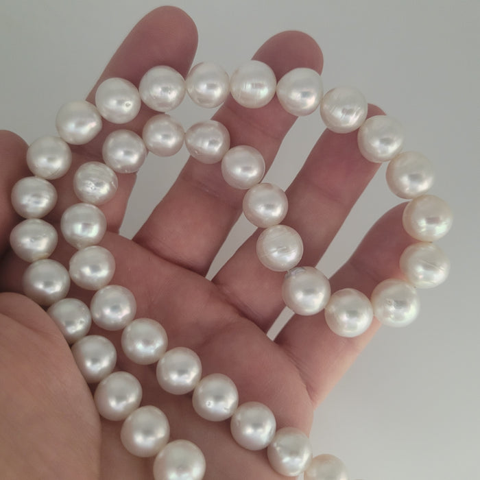 White South Sea Pearls 10-12 mm Very High Luster 18K Gold Clasp