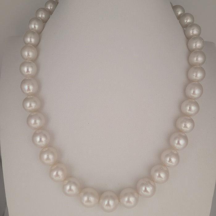 White South Sea Pearls 11-13 mm Very High Luster 18K Gold Clasp