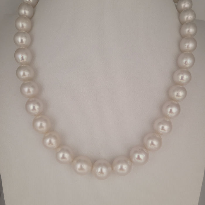 White South Sea Pearls 11-13 mm Very High Luster 18K Gold Clasp