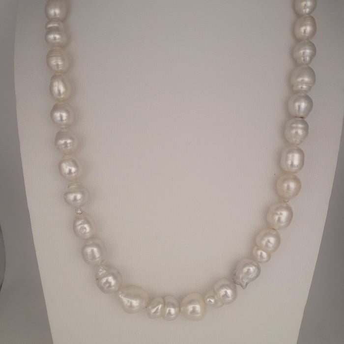White South Sea Pearl 10-11  mm Baroque Shape 18K Gold Clasp
