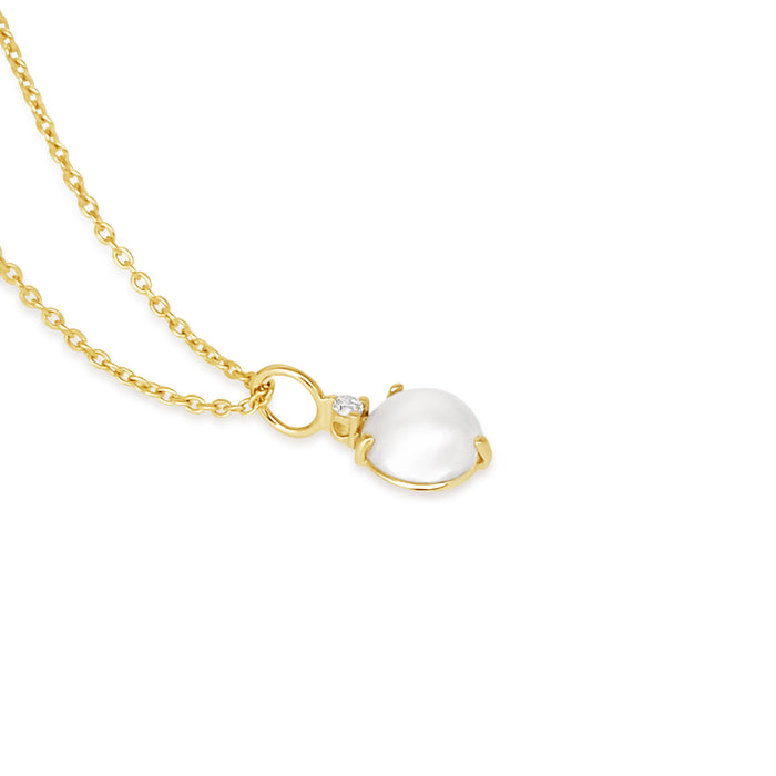 Gold Pendant 18K, Diamond  and Australian Mabe Pearl