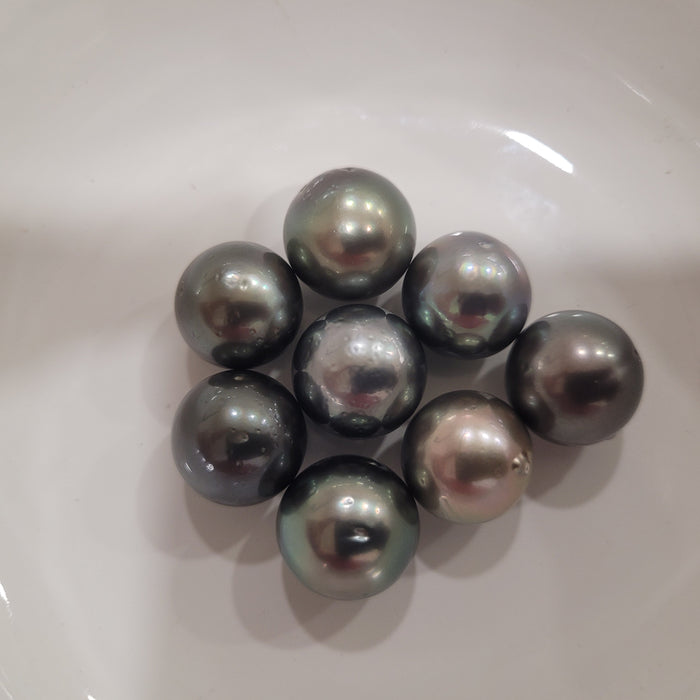 Tahiti Pearls 14 mm Natural Color and Very High Luster