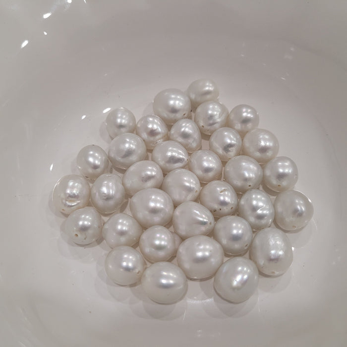 South Sea Pearls Drop-Baroque Shape 10-11 mm Grade 1
