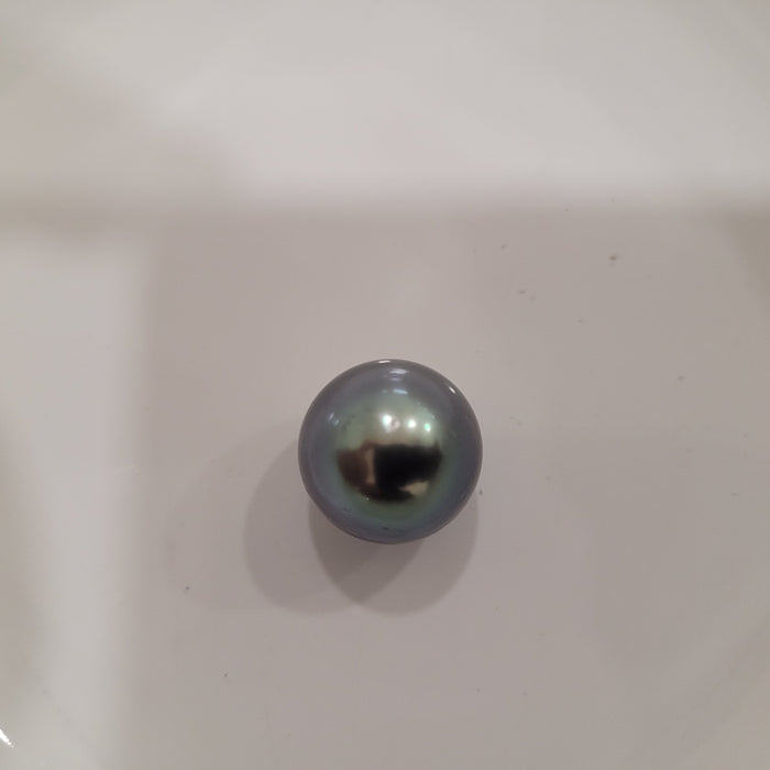 Tahiti Pearl 14 mm Round AAA Excellent Luster