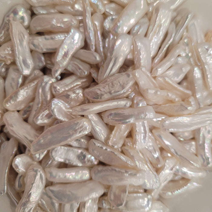Cultured Pearls FW Sticks 6 x 20 mm AAA White Color