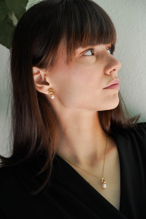 Akoya Cultured Pearl Pendant in Gold Plated Silver 925