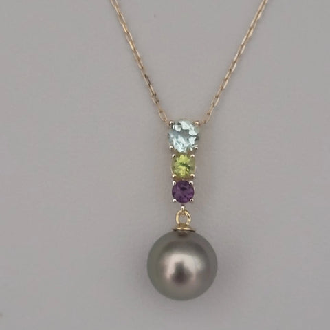 Dark Tahitian cultured pearl necklace 9mm round in 18K Gold (Pinctada margaritifera) — The South Sea Pearl