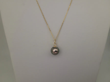 Pendant of a Tahiti Pearl AAA 9 mm Round dark Color 18K Gold | The South Sea Pearl |  The South Sea Pearl