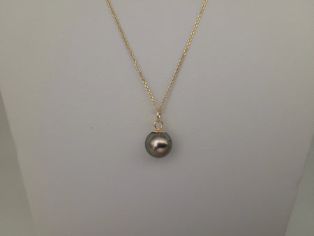 Pendant of a Tahiti Pearl AAA 9 mm Round dark Color 18K Gold | The South Sea Pearl |  The South Sea Pearl
