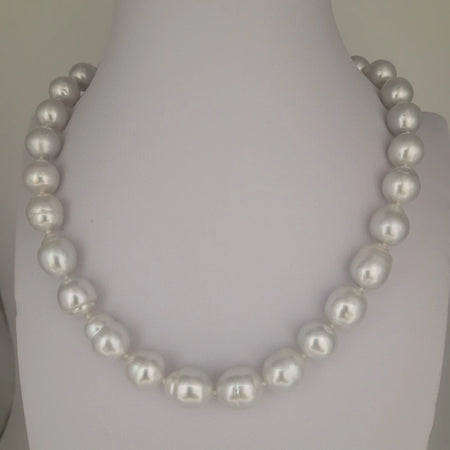 South Sea Pearls 10-11 mm White Color Very High Luster 18K Gold Clasp | The South Sea Pearl |  The South Sea Pearl