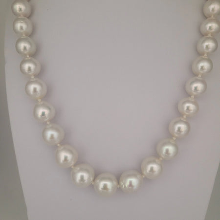 South Sea Pearls 10-12.50 mm Very High Luster 18K Gold Clasp | The South Sea Pearl |  The South Sea Pearl