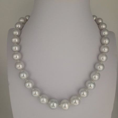 South Sea Pearls 10-12.80 mm Very High Luster 18K Gold Clasp | The South Sea Pearl |  The South Sea Pearl