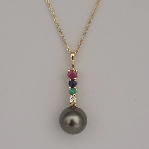 Dark Tahitian cultured pearl pendant 9mm round in 18K Gold (Pinctada margaritifera) — The South Sea Pearl