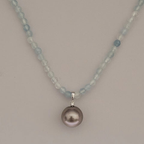 Dark Tahitian cultured pearl jewellery 9-10mm round in 18K White Gold (Pinctada margaritifera) — The South Sea Pearl