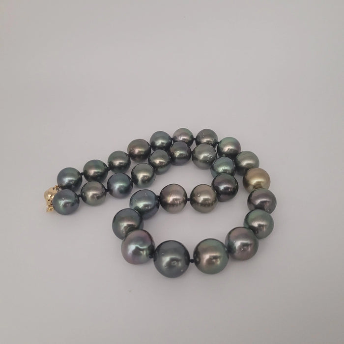 Tahiti Pearls 12-14 mm Very High Luster 18K Gold Clasp | The South Sea Pearl |  The South Sea Pearl