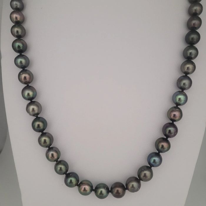 Tahiti Pearls 8-9 mm Black-Green Color High Luster 18K Gold Clasp | The South Sea Pearl |  The South Sea Pearl