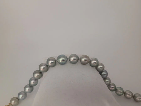 Tahiti Pearls Bracelets of 9-10 mm AAA Quality Natural Silver Color 19 cm long 18K Gold Clasp | The South Sea Pearl |  The South Sea Pearl