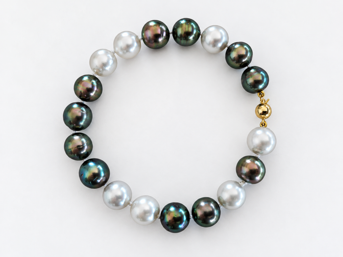 Bracciale a filo con perle dei Mari del Sud