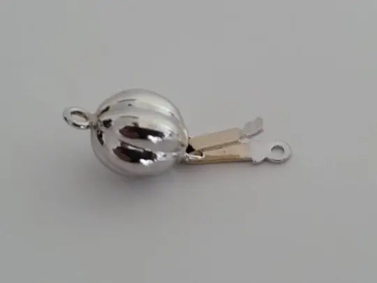 White South Sea Pearl 10-12 mm Very High Luster 18K Gold clasp | The South Sea Pearl |  The South Sea Pearl