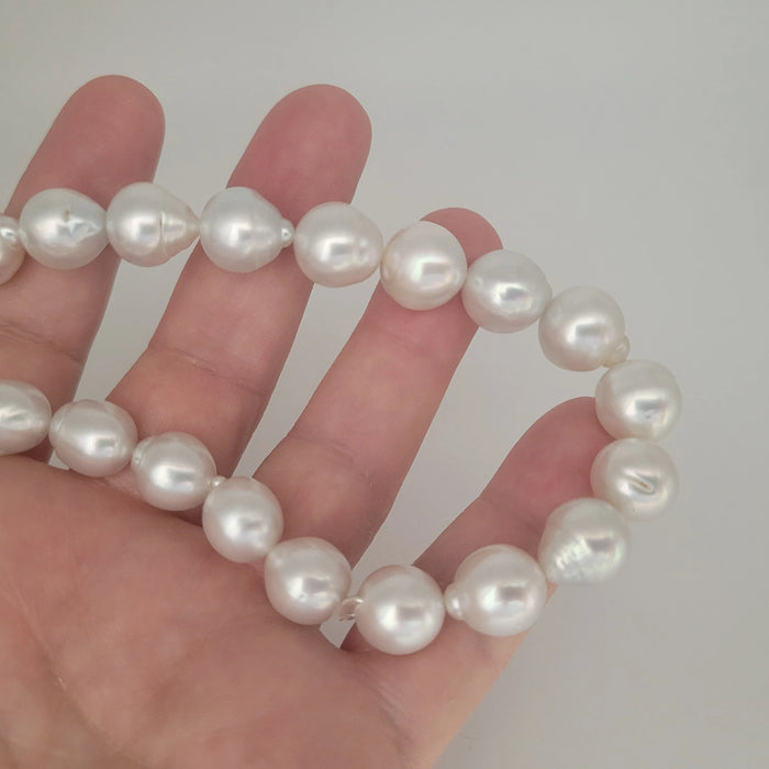 White South Sea Pearls 10-13 mm Very High Luster 18K Gold Clasp | The South Sea Pearl |  The South Sea Pearl