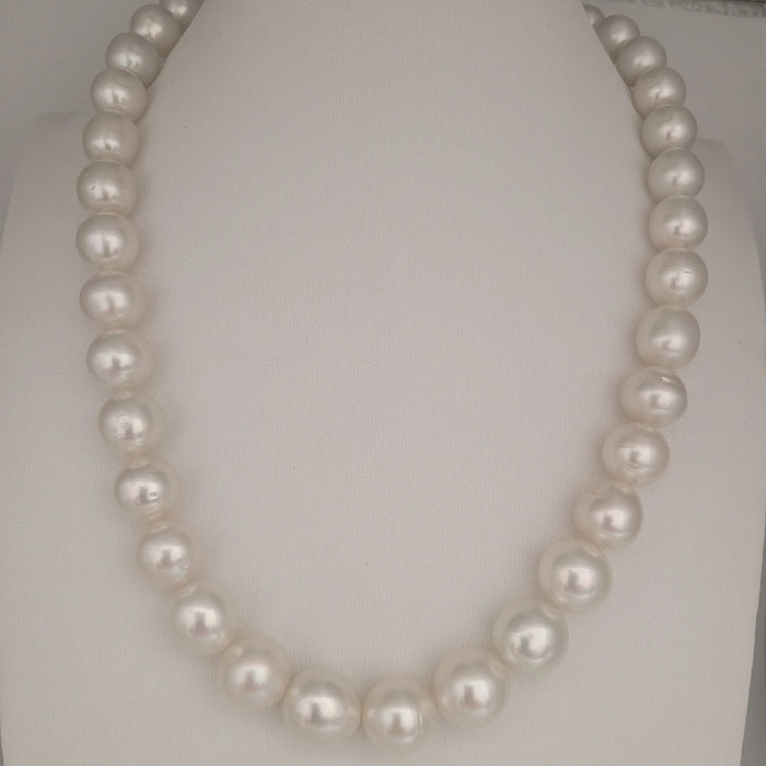 White South Sea Pearls 11-13 mm Very High Luster, 18K Gold Clasp | The South Sea Pearl |  The South Sea Pearl