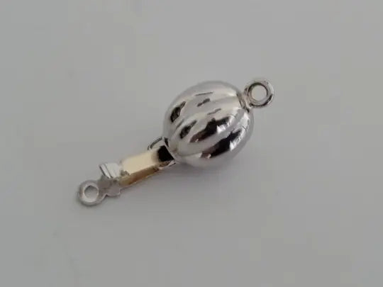 White South Sea Pearls 14-18 mm Round 18K Gold Clasp | The South Sea Pearl |  The South Sea Pearl