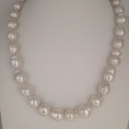 White South Sea Pearls Baroque shape 10-13 Very High Luster 18K Gold Clasp | The South Sea Pearl |  The South Sea Pearl