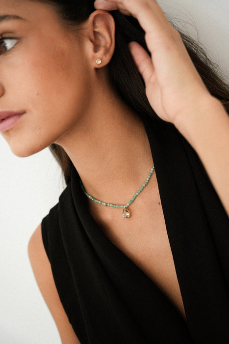 Collar Amatista Verde 12 x 8 mm , Esmeraldas y Oro Amarilllo 18K - MIMUKA