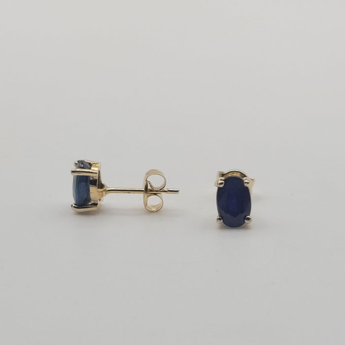 Mimuka Jewels 18K Yellow Gold Oval Sapphire Stud Earrings – 6x4mm Natural Sapphires - MIMUKA