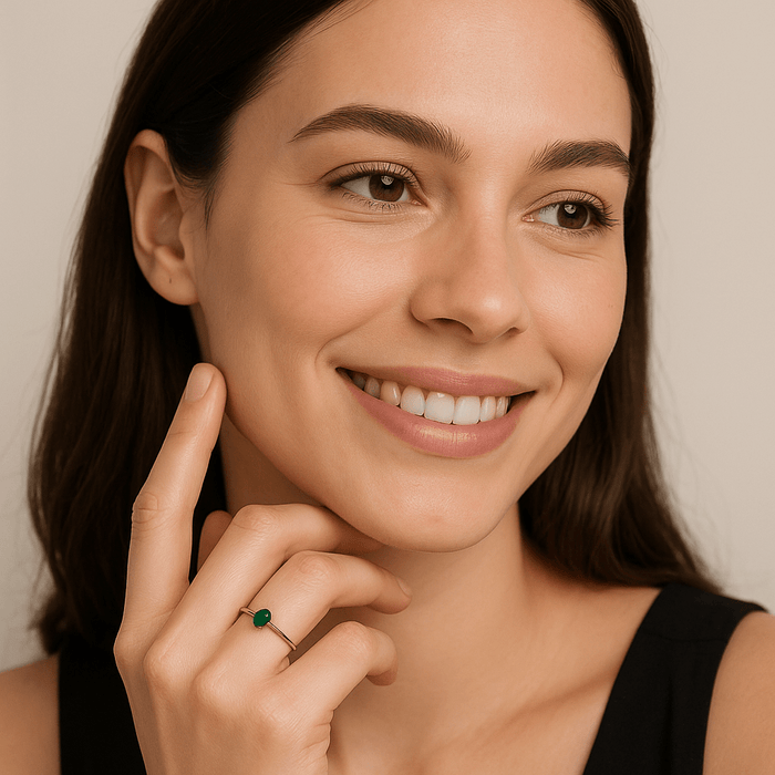 Natural Emerald 18K Gold Ring - MIMUKA