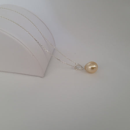 Golden South Sea Pearl Pendant 12x10 mm Drop |  The South Sea Pearl |  The South Sea Pearl