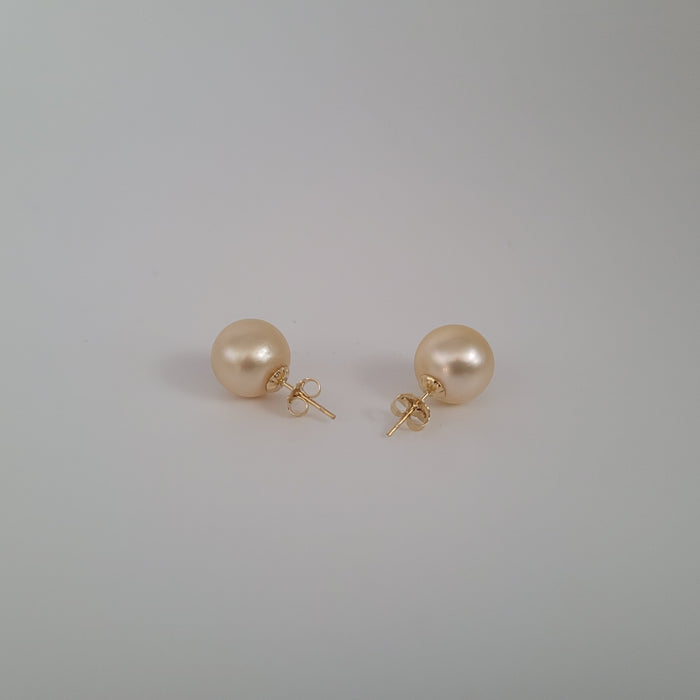 Golden South Sea Pearls Stud Earrings 11 mm 18 Karat Gold |  The South Sea Pearl |  The South Sea Pearl