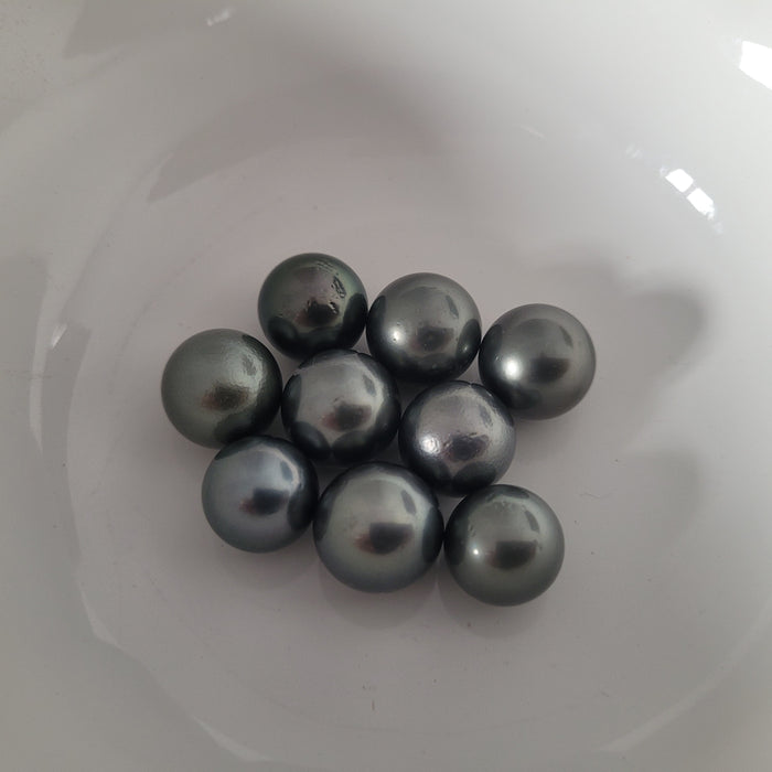 Tahiti Pearls Round 13-14 mm Dark Natural Color and High Luster |  The South Sea Pearl |  The South Sea Pearl