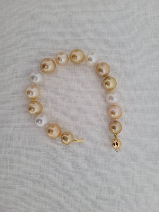 South Sea Pearl Bracelet Golden & White Color 10-12 mm, 18 Karats Gold Clasp - Only at  The South Sea Pearl