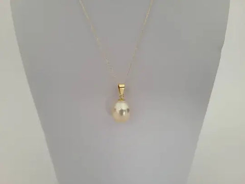 A Golden South Sea Pearl 14×12 Tear-Drop, High Luster, 18 Karat Solid Gold (Pinctada maxima) - The South Sea Pearl