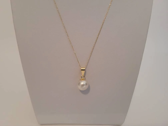 18K Akoya Pearl Pendant 9 mm Round AAA 18 Karats Solid Gold Pendant Necklace -  The South Sea Pearl