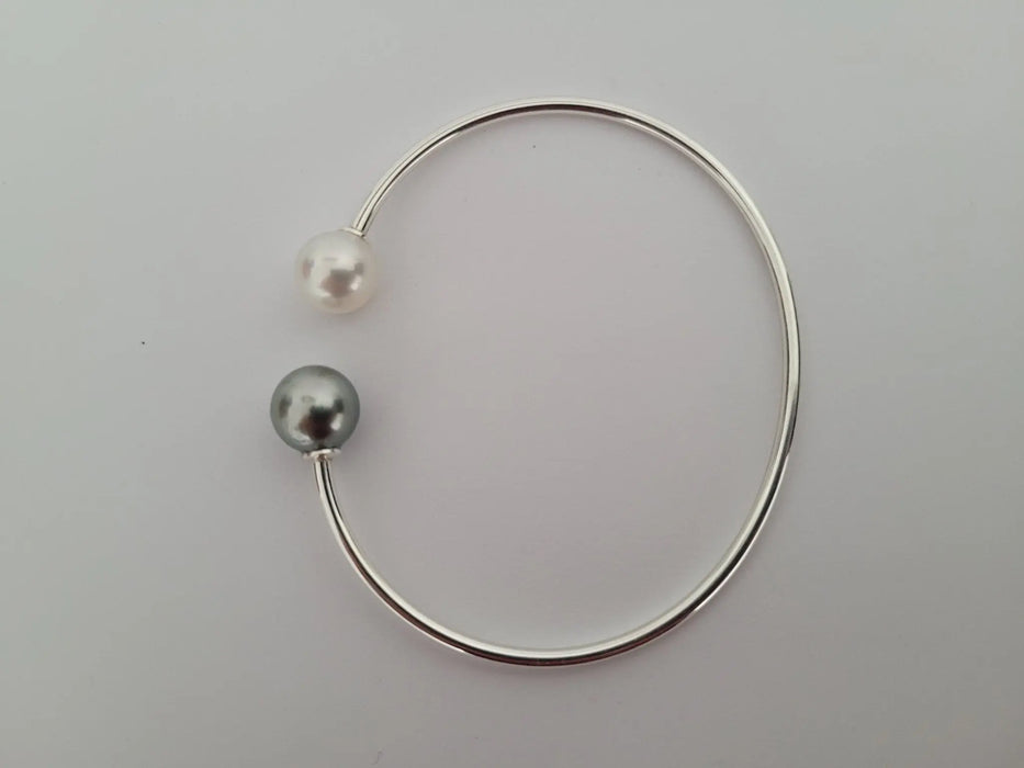 Bangle of Tahiti Pearl & White South Sea Pearl 9-10 mm - Only at  The South Sea Pearl
