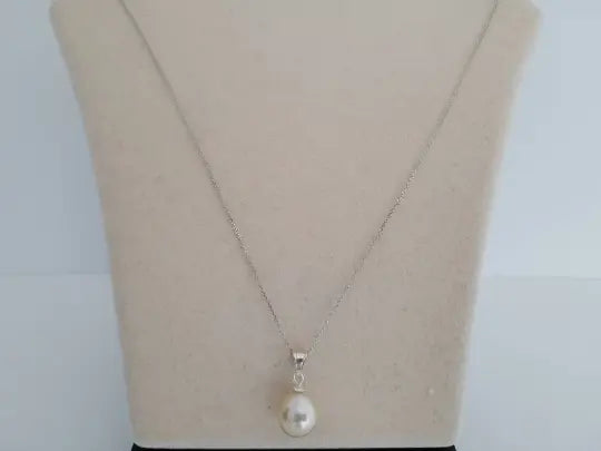 South Sea Pearl AAA Tear-Drop 13 x 11 mm Natural Color and Luster -  The South Sea Pearl
