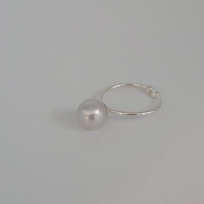 White South Sea Pearl 9 mm Ring Solitaire |  The South Sea Pearl |  The South Sea Pearl