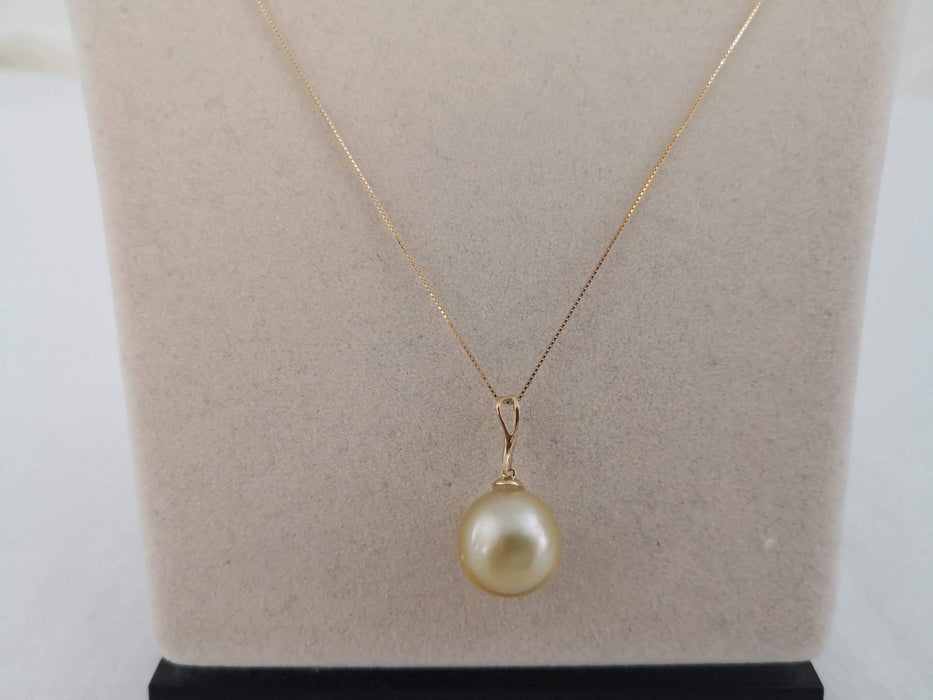 Golen Color South Sea Pearl 13 mm 18 Karats Yellow Gold - Only at  The South Sea Pearl