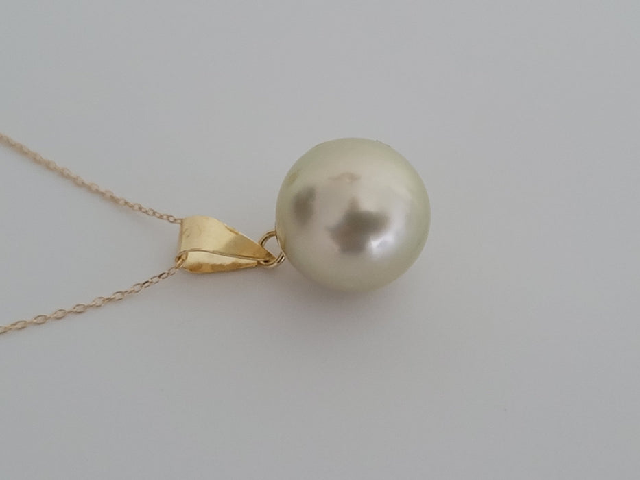 South Sea Pearl 11,40 mm Round Natural Color - Only at  The South Sea Pearl