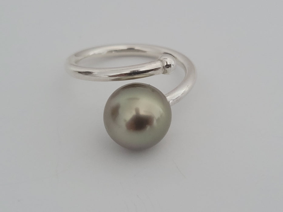 Tahiti Pearl Peacock Color 9.80 mm Round AAA quality - Only at  The South Sea Pearl