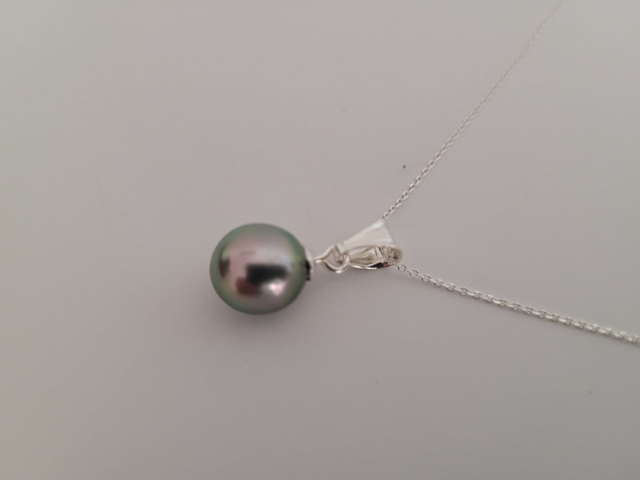 Tahiti Pearl Pendant, 10 mm Natural Color and High Luster AAA - Only at  The South Sea Pearl