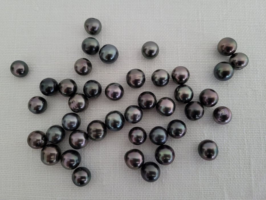 Wholesale Lot 41 pcs Tahiti South Sea Pearls 9 mm  AA, - Only at  The South Sea Pearl