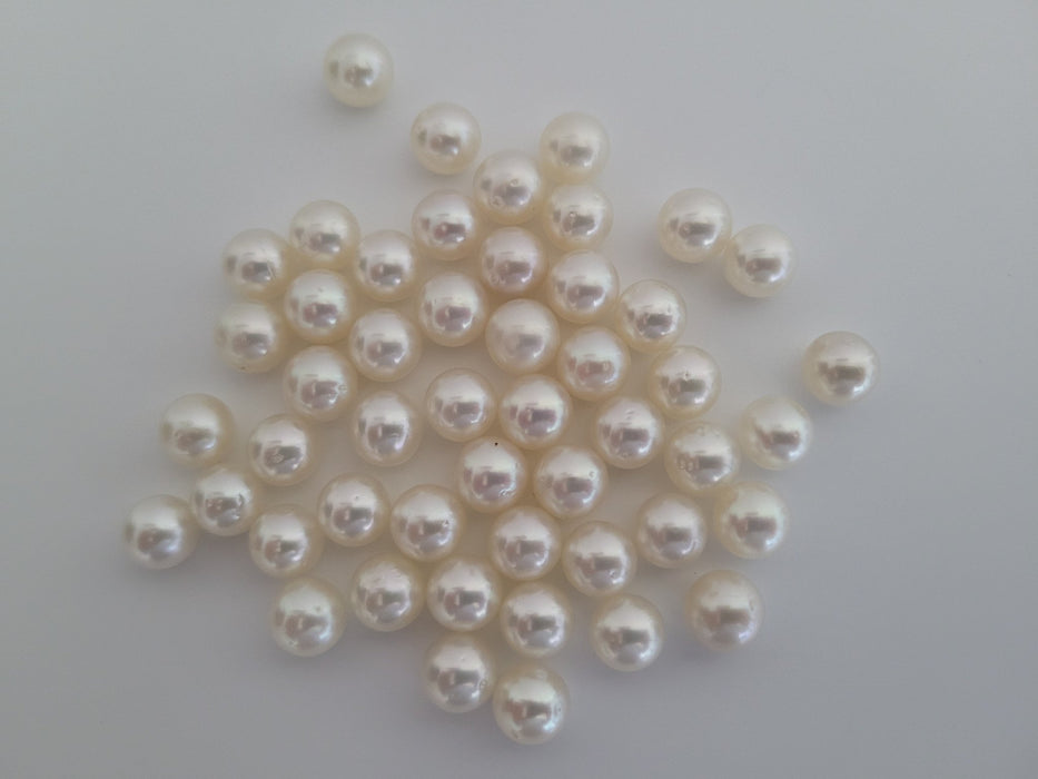 Wholesale Lot White South Sea Pearls 8-9 mm, 50 pieces AA - Only at  The South Sea Pearl