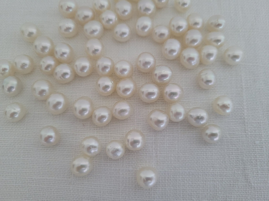 Wholesale Lot White South Sea Pearls 9-10 mm, 61 pcs of Very High Luster - Only at  The South Sea Pearl